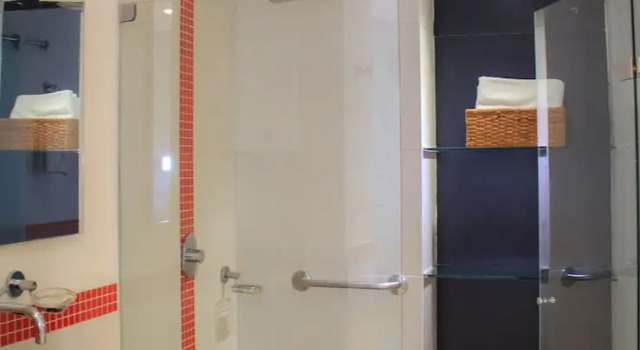 Полулюкс Country International Hotel
