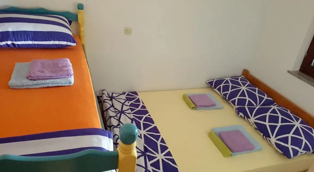 Apartment With one Bedroom in Dobropoljana, With Wonderful sea View, F, Rezerwuj Apartament Hotele w Pasman Island z parkingiem, Parking