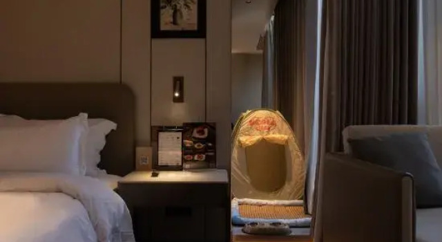Тент GUUS_HOTEL