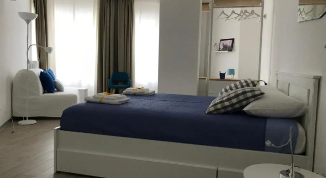 Коттедж с 3 комнатами A Matera "Sotto i pini"