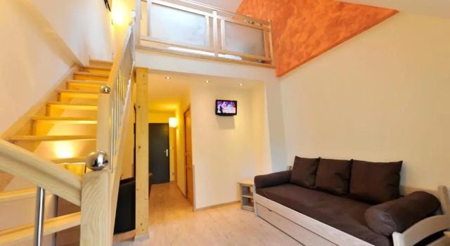 Люкс Дуплекс Logis Hôtel Restaurant Les 2 Rives - A75, en bordure de rivière