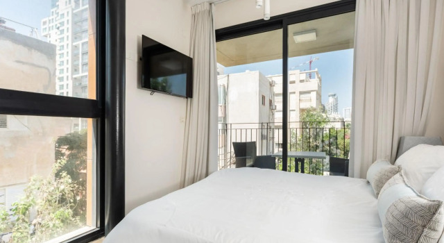 2 Bedroom Beachfront Banana Beach
