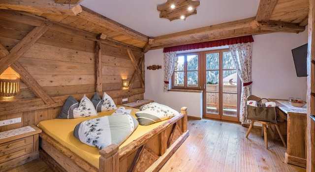 Chalets Almdorf Haidenberg, Забронировать Шале Отели Сан-Лоренцо-ди-Себато 4 звезды, 4*