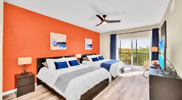 Spacious 2BR Condo Near Disney