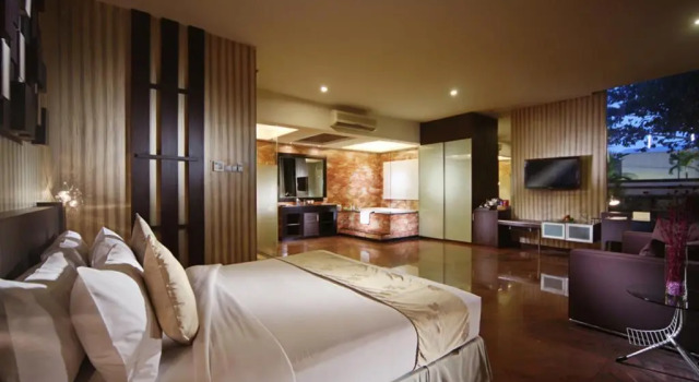 Junior suite FM7 Resort Hotel - Jakarta Airport