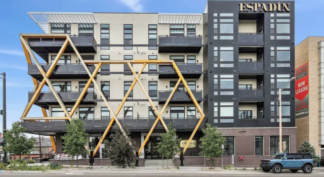 2880: Denver's Skyline Escape at Espadin