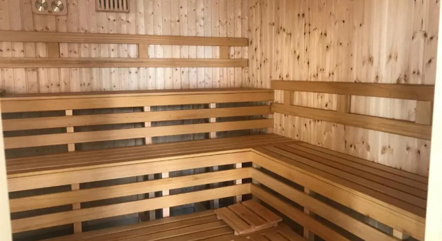 Boruzs Apartman, Забронировать Апартаменты/квартира СПА-отели Хайдусобосло, рядом с Bell House, SPA-услуги