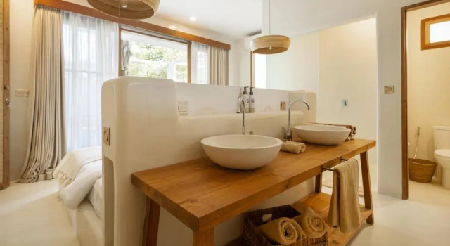 Семейный люкс White Goose Boutique Hotel