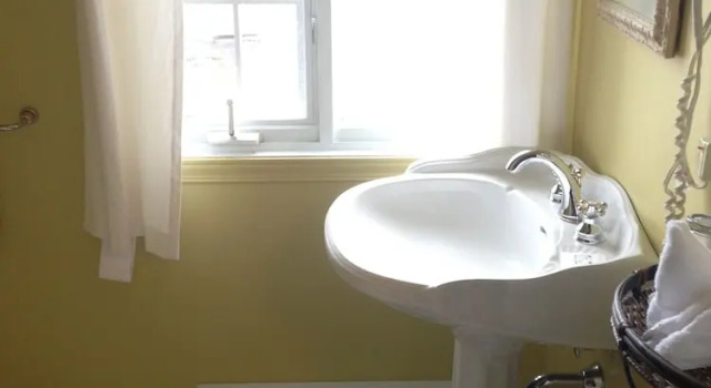 Двухместный номер Standard L'Authentique Auberge de Charlevoix