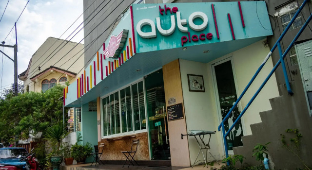 The Auto Place, Забронировать Отель Пхукет Таун остров Пхукет