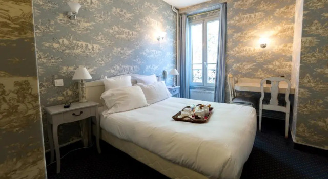 Номер Comfort Hôtel Regyns Montmartre