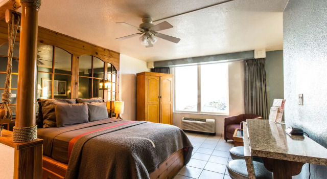 Georgian Inn Beach Club, Забронировать Отель Ормонд-Бич Daytona Beach Area