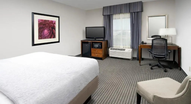 Двухместный номер Premium Hampton Inn & Suites Tupelo/Barnes Crossing