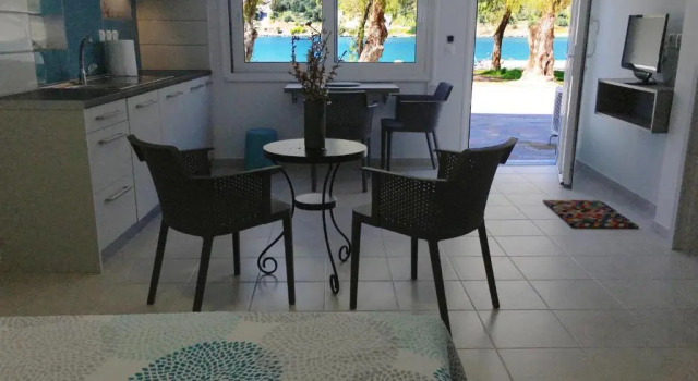 Sea Front Studio - Porto Boufalo - Evia, Rezervasyon Otel Argyro Yunanistan