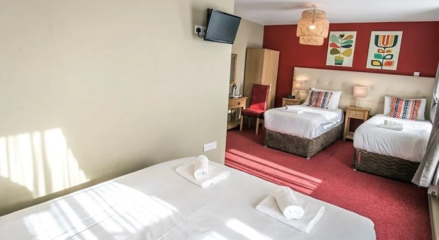 Mc Kevitts Village Hotel, Rezerwuj Hotel Carlingford Louth County