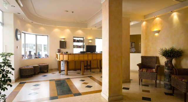 Beach Hotel by Zvieli hotels, Reserva ahora Hotel Tel Aviv Distrito Central de Israel