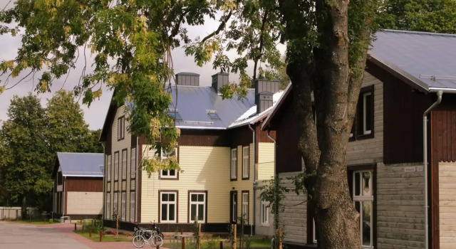 Aleksi Apartments, Rezerwuj Apartament Hotele w Tartumaa z parkingiem, Parking