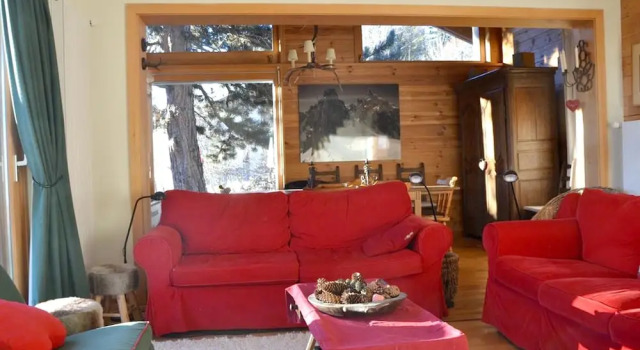 Chalet With 4 Bedrooms in Anzère, With Wonderful Mountain View, Furnis, Prenota Chalet Hotel a Canton Vallese con parcheggio, Parcheggio