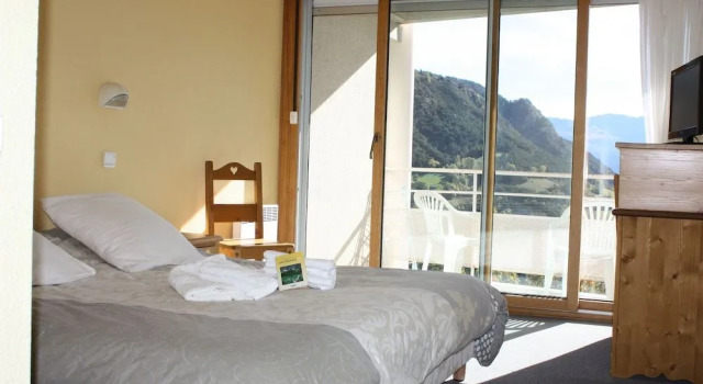 Lou Riouclar, Book Ferieresort Meolans-Revel Ubaye Valley