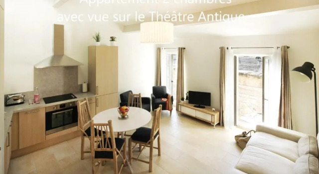 Апартаменты с 2 комнатами Holiday in Arles -Appartement du Théâtre Antique