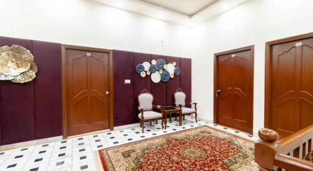 Shelton Guest House, Réserver Maison d'hôtes F-8 Sector Islamabad, près de Centre commercial The Centaurus