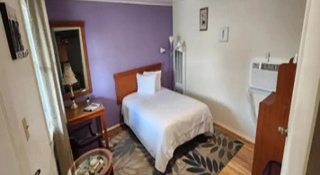 Roses Motel, Buchen Sie Motel Willcox Arizona, in der Nähe von Schwertner House
