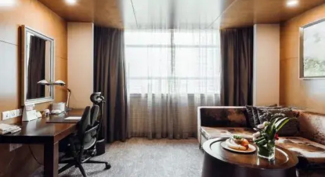 Номер Executive Holiday Inn Changzhou Wujin by IHG