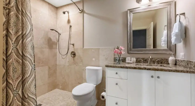 Номер Superior Upscale Condos and Penthouses Close to Canal and Bourbon St