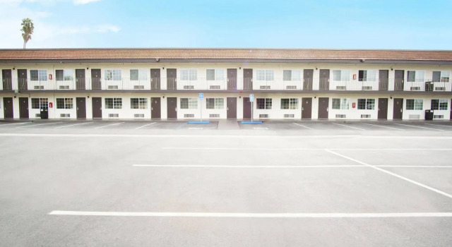Vivo Hotel, Book Hotel Stanton Disneyland California