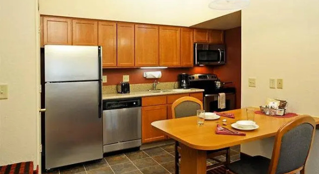 Люкс Дуплекс c 1 комнатой Residence Inn Detroit Troy/Madison Heights
