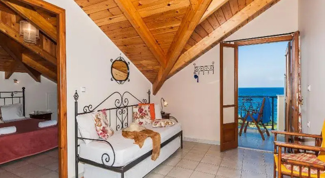 Апартаменты с балконом и с видом на море Kavos Psarou Studios & Apartments