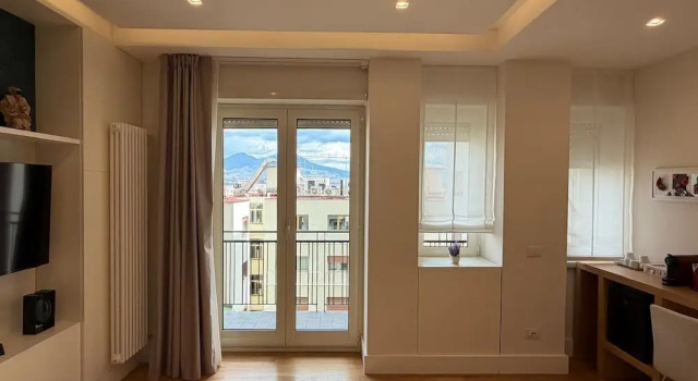 Номер Classic с балконом Napoli City Center - Appartamenti e Camere
