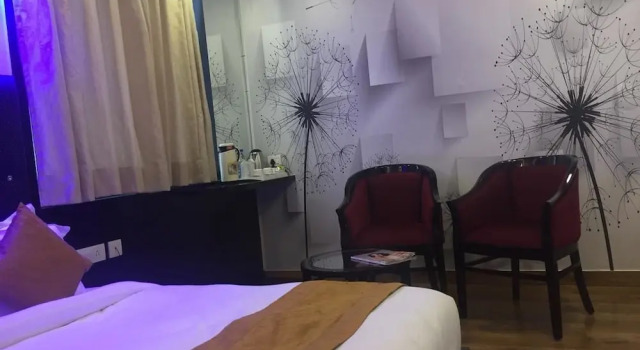 Hotel Blue Pearl, Забронировать Отель Отели Таджгандж 5 звезд, 5*