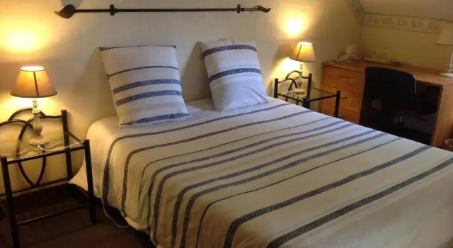 Chambre dHôtes Quietude en Vallée de Chevreuse, Book Hotel  