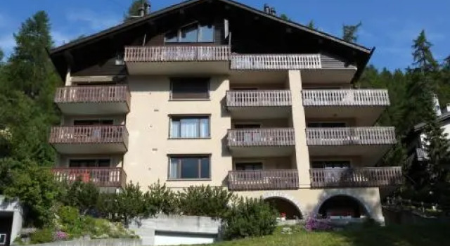 Giant 7, Book Hotel Hotels in Grisons with Parking, Parking
