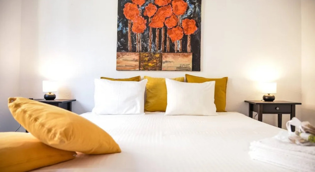 Vacation Rental Seeblick Pocobelli in Melide, Забронировать Апартаменты/квартира Отели Лугано с парковкой, Парковка