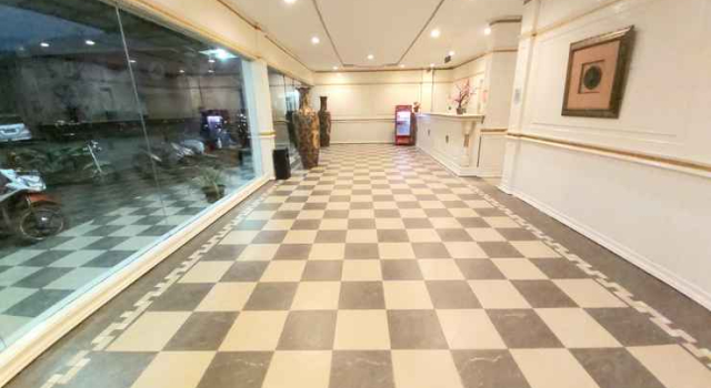 Holiday Hotel, Rezervovat Hotel Pekanbaru Sumatra