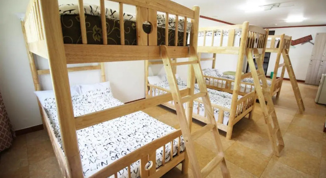 Cama en dormitorio compartido (dormitorio compartido masculino) The Red House