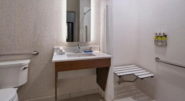 Номер Standard Holiday Inn Express Hotel & Suites Cedar Park by IHG
