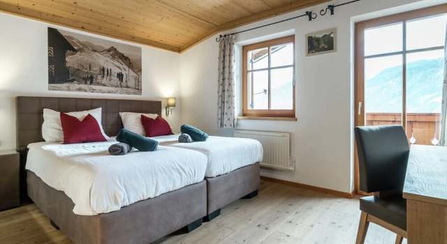 Wooden Chalet in Salzburg With Terrace, Забронировать Шале Вальд-им-Пинцгау 