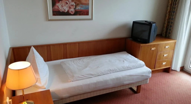 Hotel Attersee, Prenota Hotel Seewalchen Attersee