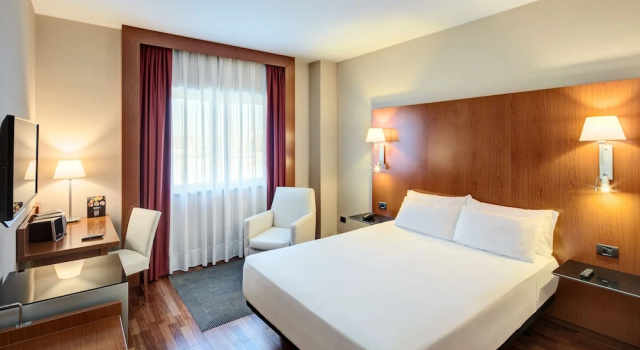 Номер Superior Sercotel AB Rivas
