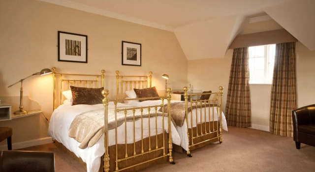 Leeds Castle Stable Courtyard Bed and Breakfast, Buchen Sie Bed & Breakfast Leeds Kent