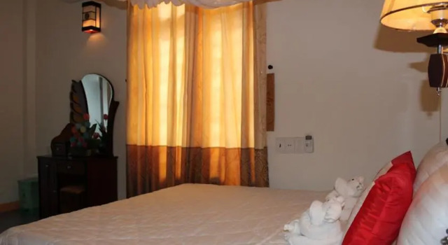 Laurus Homestay, Rezervovat Hotel Hotely v Quang Nam s parkováním, Parkování
