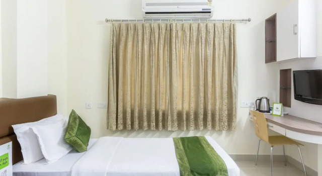 Treebo Hitec City, Rezerwuj Hotel Hotele w Telangana z parkingiem, Parking