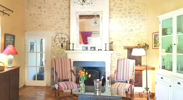 Villa With 5 Bedrooms in Seguret, With Private Pool, Enclosed Garden and Wifi, Забронировать Вилла Виллы Овернь-Рона-Альпы, Вилла