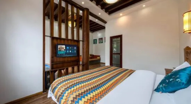 Люкс с видом на сад Shanyushe Renwen Boutique Inn