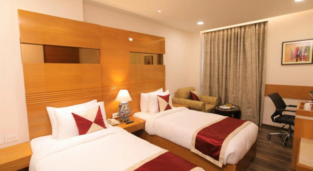 Hotel LA New Delhi, Забронировать Отель Отели Нью-Дели с завтраком, Завтраки
