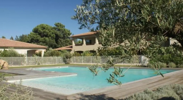 Апартаменты Rez De Jardin CLIMATISE - 2 MIN PLAGE - PISCINE
