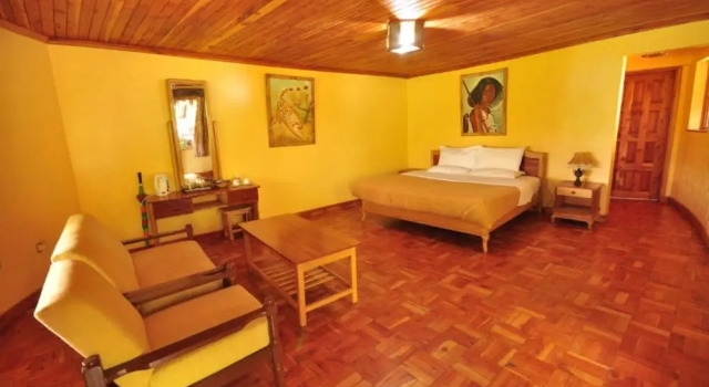 Номер Executive Naiberi Resort